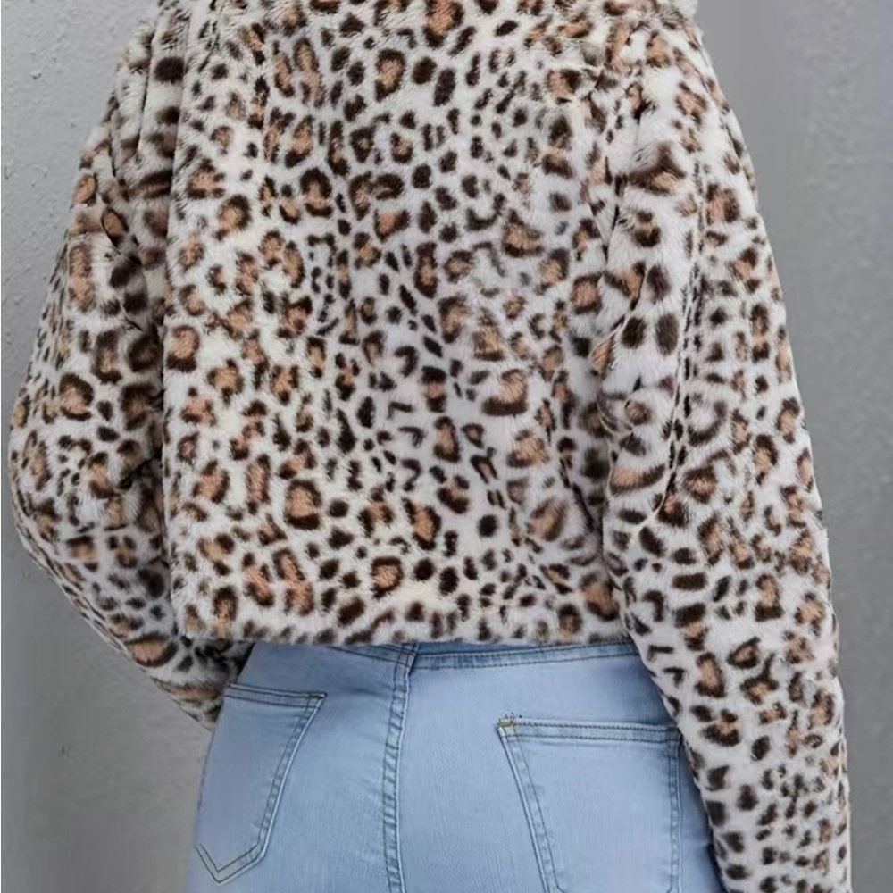 NWOT Leopard print teddy jacket, never worn - Picture 4 of 8
